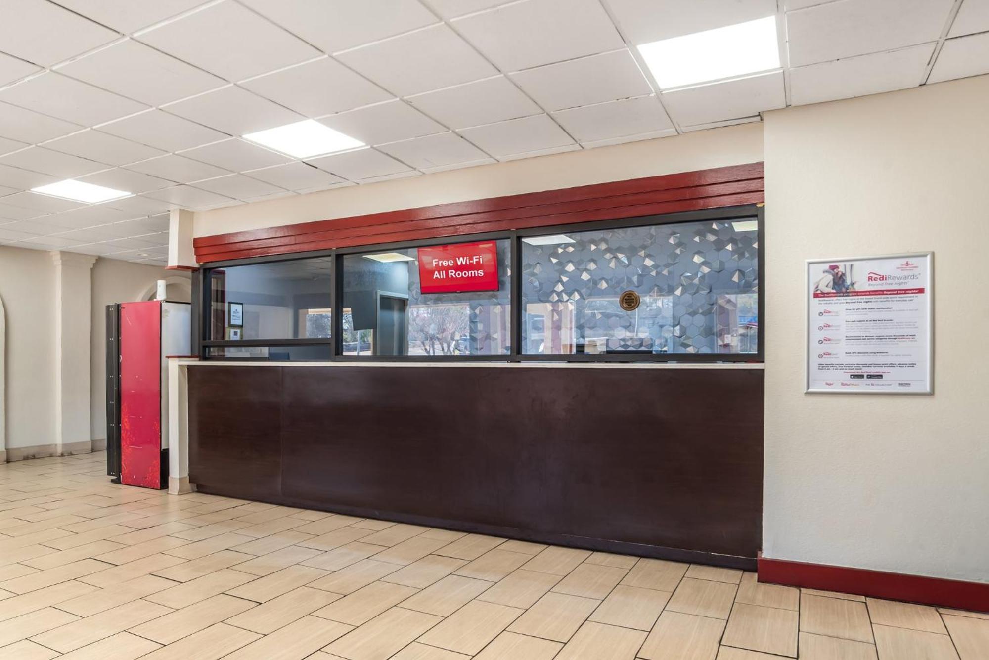 Red Roof Inn Montgomery - Midtown Exterior foto